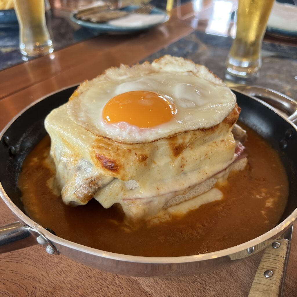 Francesinha Camarão